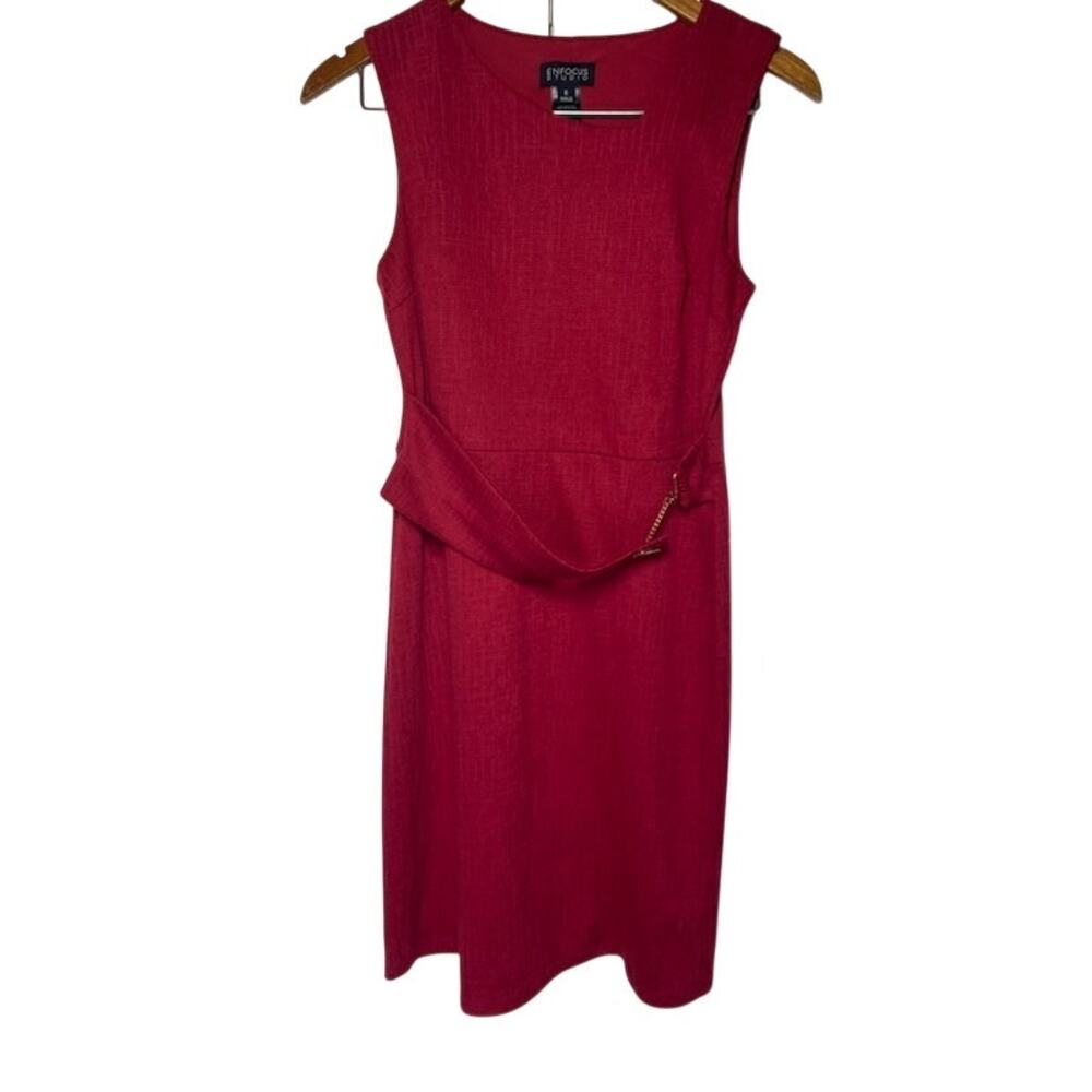 En Focus Studio Red Textured Dress • Gold Belt • Size 6 • 37" Length